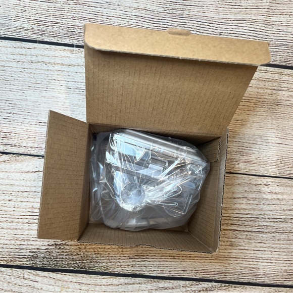 ResMed HumidAir Standard Tub - Picture 2 of 3